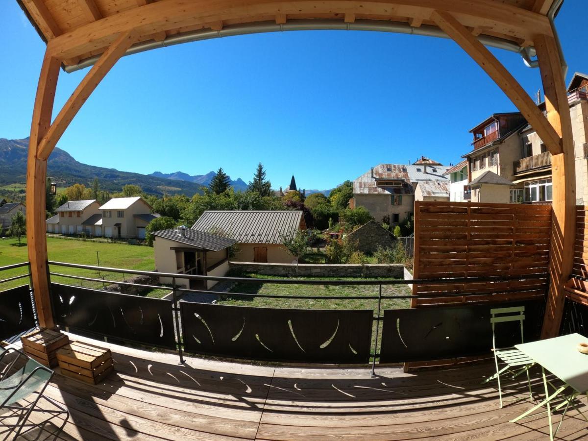 Maison Neuve Proche De Barcelonnette จูซิเออร์ ภายนอก รูปภาพ